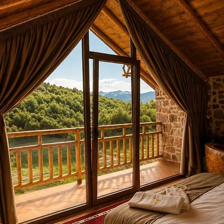 Lugina E Kuajve Villa *